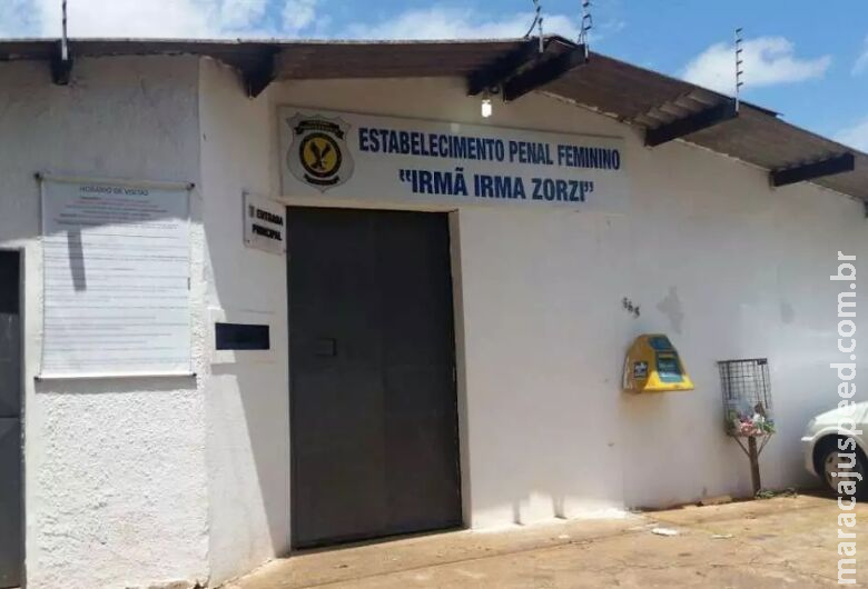 Homem invade presídio, agride policiais e diz estar sendo ameaçado Homem invade presídio, agride policiais e diz estar sendo ameaçado