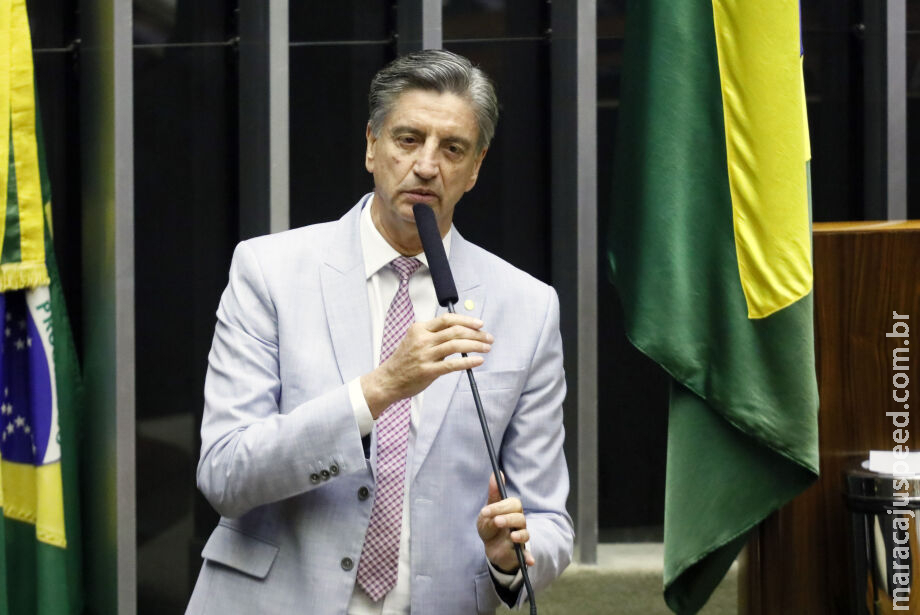 Maioria da bancada federal é favorável à PEC da Transição 