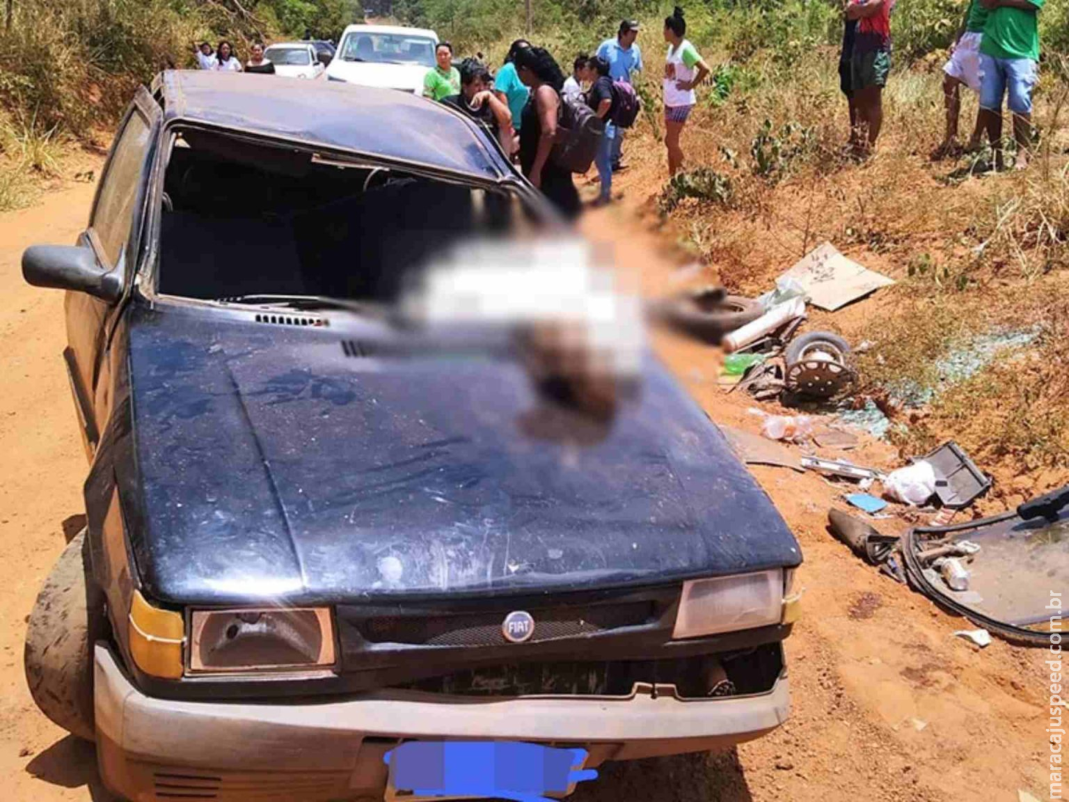 Motorista que morreu após capotar carro em estrada era borracheiro de 55 anos