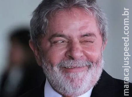 Na surdina, Câmara decide aumentar salários dos deputados e de Lula Na surdina, Câmara decide aumentar salários dos deputados e de Lula