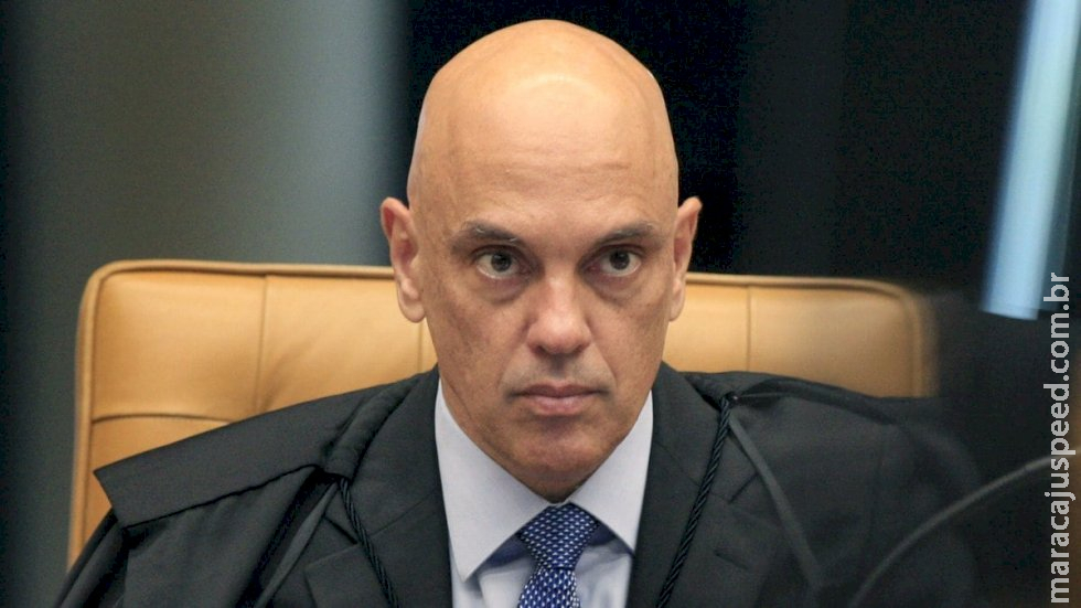 O jovem alegou que pegou a droga em um lugar e a entregaria em outro, mas não quis passar mais informações. O jovem alegou que pegou a droga em um lugar e a entregaria em outro, mas não quis passar mais informações.