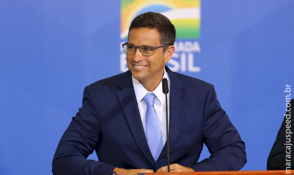 Presidente do Banco Central lança alertas para Haddad e Mercadante Presidente do Banco Central lança alertas para Haddad e Mercadante