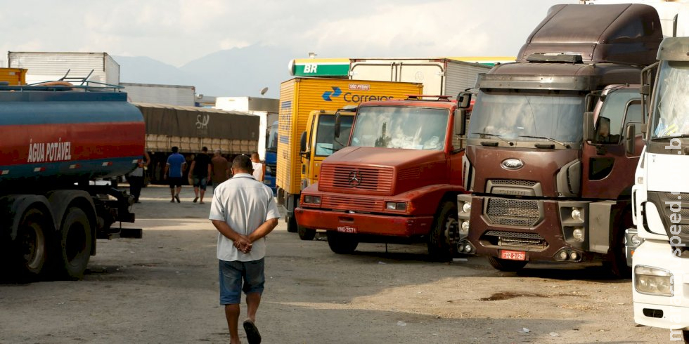 Última parcela dos auxílios Caminhoneiro e Taxista será paga hoje