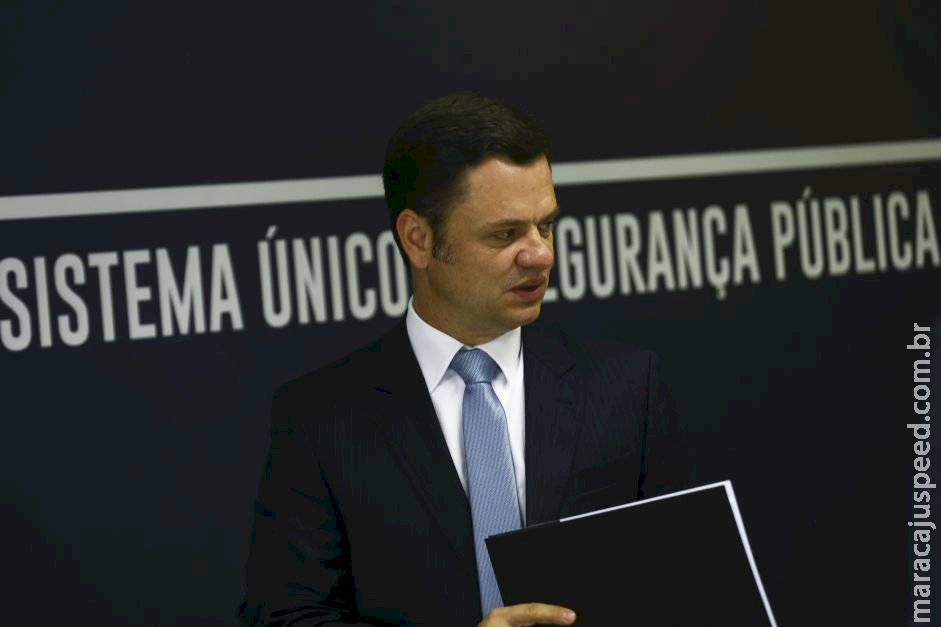 Anderson Torres mantém silêncio em depoimento à Polícia Federal