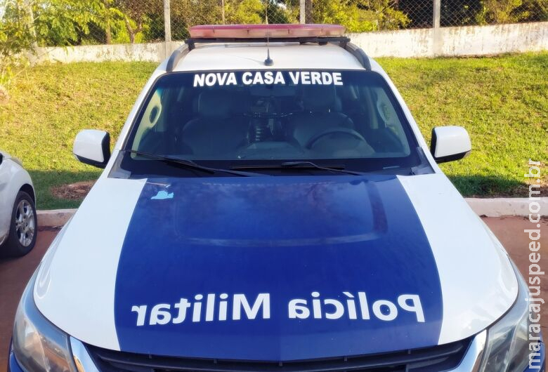 Após discussão, homem atinge companheiro de trabalho com golpes de facão Após discussão, homem atinge companheiro de trabalho com golpes de facão