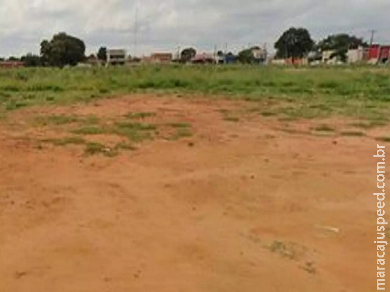 Crianças brigam em campo de futebol e menina de 6 anos esfaqueia menino de 9 na Capital Crianças brigam em campo de futebol e menina de 6 anos esfaqueia menino de 9 na Capital