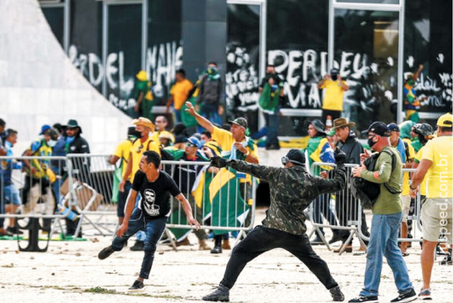 Defensoria pública de MS irá atender presos por vandalismo em Brasília
