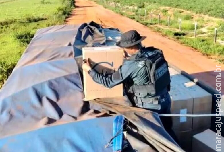 Durante Operação Hórus, PM apreende dois veículos com contrabando Durante Operação Hórus, PM apreende dois veículos com contrabando