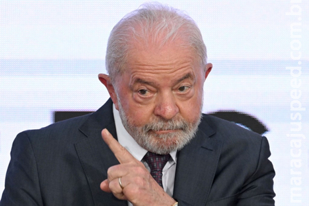 Lula afirma que governo ainda não consegue dar aumento de 3% para o salário mínimo