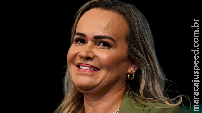 Ministra de Lula mantém vínculo político com família de miliciano Ministra de Lula mantém vínculo político com família de miliciano