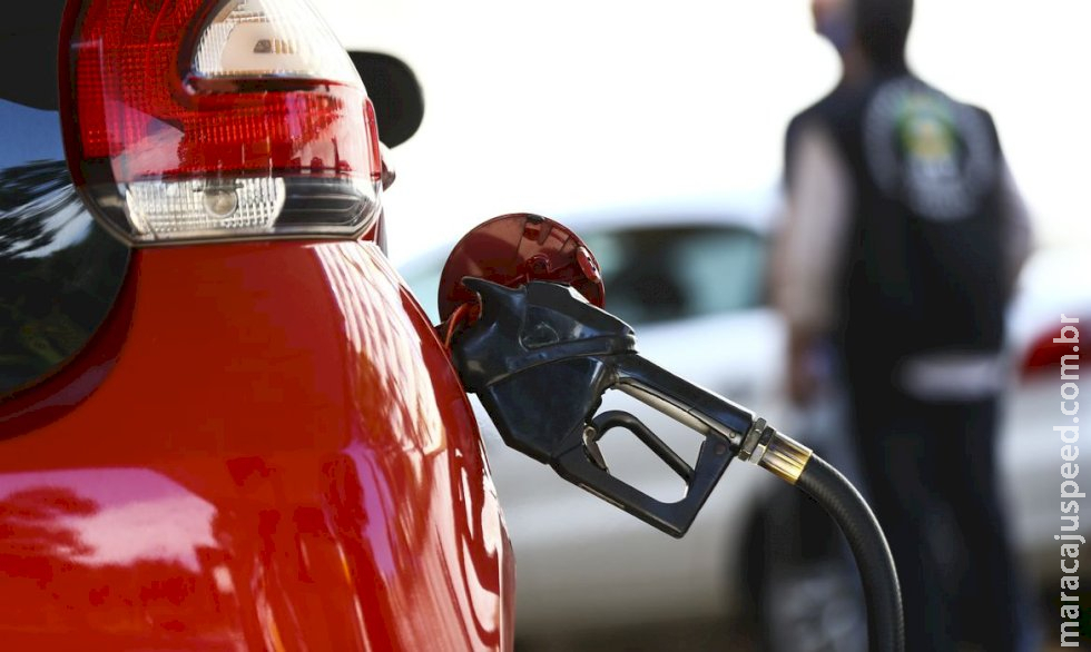 MJ pede explicações a postos sobre aumento de preços da gasolina
