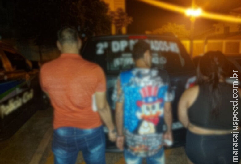 Polícia prende três em flagrante e fecha duas Polícia prende três em flagrante e fecha duas