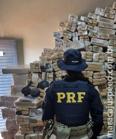 PRF apreende 3,7 toneladas de maconha em Sidrolândia PRF apreende 3,7 toneladas de maconha em Sidrolândia