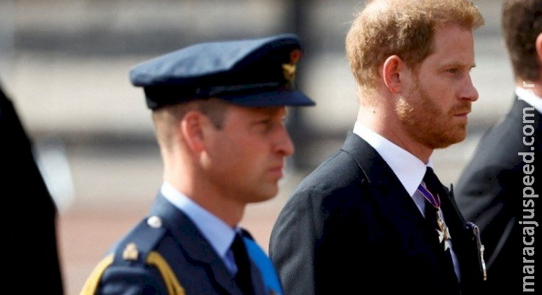 Príncipe Harry acusa William de agressão física em discussão sobre Meghan Markle