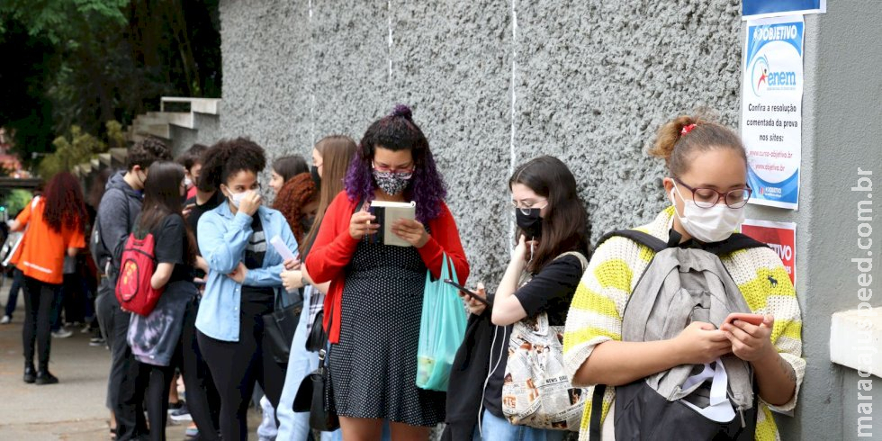 Quase 75 mil inscritos farão provas do Enem PPL e reaplicação do teste Quase 75 mil inscritos farão provas do Enem PPL e reaplicação do teste