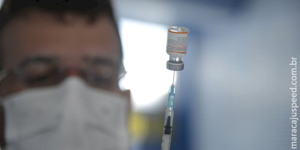 Brasil começa a aplicar vacina bivalente contra covid-19 Brasil começa a aplicar vacina bivalente contra covid-19