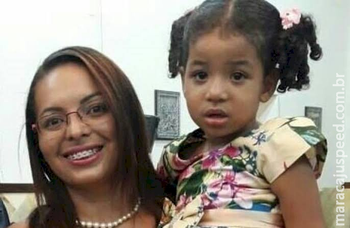 Canibalismo’: mulher mata a própria filha de 5 anos, arranca olhos e língua da criança para comer 