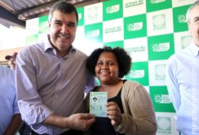 CNH Social: Eduardo Riedel dá largada à entrega de habilitações CNH Social: Eduardo Riedel dá largada à entrega de habilitações