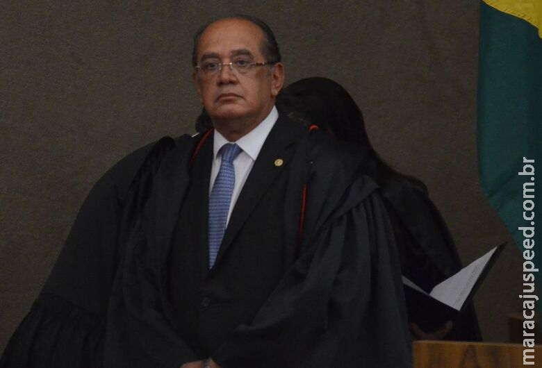 Gilmar Mendes suspende ações que questionam decreto de acesso a armas