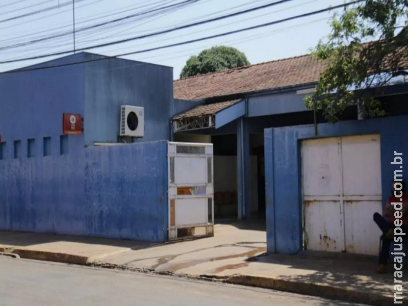 Mãe abandona adolescente com deficiência em posto de saúde em Campo Grande Mãe abandona adolescente com deficiência em posto de saúde em Campo Grande