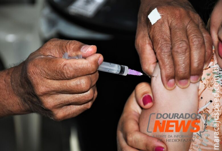 Ministério da Saúde recebe 1,8 milhão de doses da CoronaVac Ministério da Saúde recebe 1,8 milhão de doses da CoronaVac