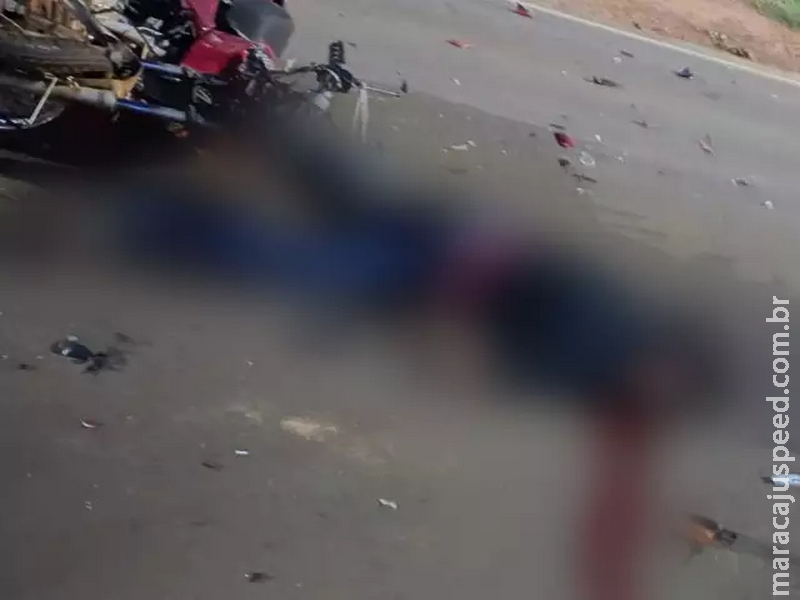 Motociclista de 27 anos atinge carro, é socorrido e morre no hospital Motociclista de 27 anos atinge carro, é socorrido e morre no hospital