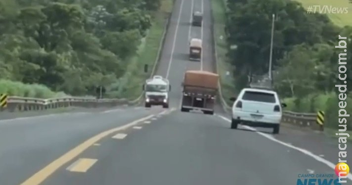 Motorista bêbado faz manobras arriscadas na BR-163 e vai preso Motorista bêbado faz manobras arriscadas na BR-163 e vai preso