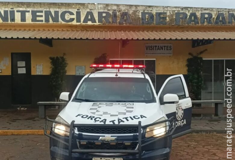 Mulher é presa tentando entrar com drogas em presídio Mulher é presa tentando entrar com drogas em presídio