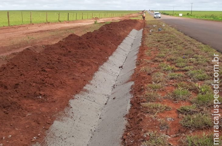 Pavimentação da MS-338 integra Camapuã e Ribas do Rio Pardo, novo polo de celulose Pavimentação da MS-338 integra Camapuã e Ribas do Rio Pardo, novo polo de celulose