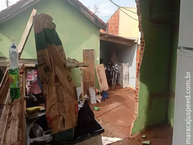Prefeitura estuda decretar situação de emergência depois do temporal Prefeitura estuda decretar situação de emergência depois do temporal