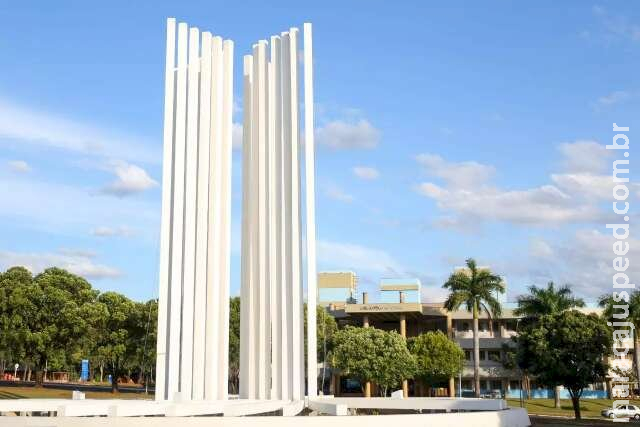 Universidades de MS oferecem até 2 mil vagas pelo Sisu Universidades de MS oferecem até 2 mil vagas pelo Sisu