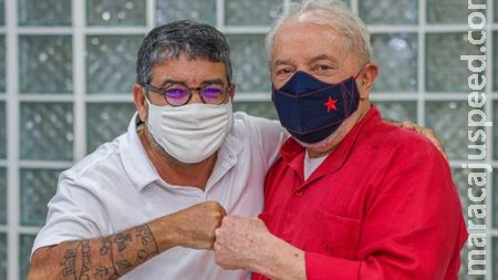 Vice-presidente do PT lucra cerca de R$ 1 mi em camarote na Sapucaí Vice-presidente do PT lucra cerca de R$ 1 mi em camarote na Sapucaí