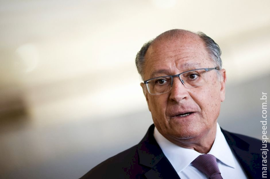 Alckmin diz que reforma tributária precisa ser votada em 2023: “Não pode perder força do voto” Alckmin diz que reforma tributária precisa ser votada em 2023: “Não pode perder força do voto”