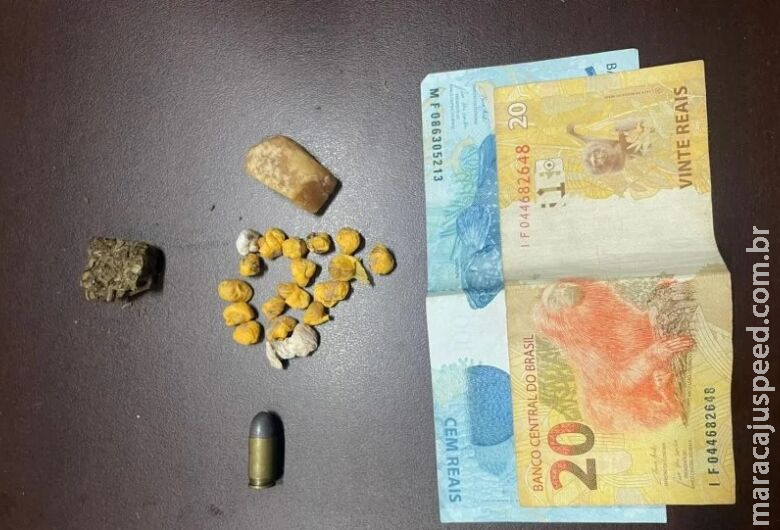 Após denúncia, dupla é presa por tráfico de drogas na zona rural