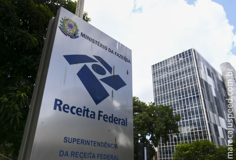 Arrecadação federal atinge R$ 158,99 bilhões em fevereiro Arrecadação federal atinge R$ 158,99 bilhões em fevereiro