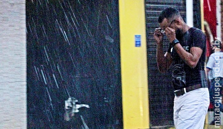 Chuvas continuam e ligam o alerta para inundações durante a sexta-feira em MS Chuvas continuam e ligam o alerta para inundações durante a sexta-feira em MS