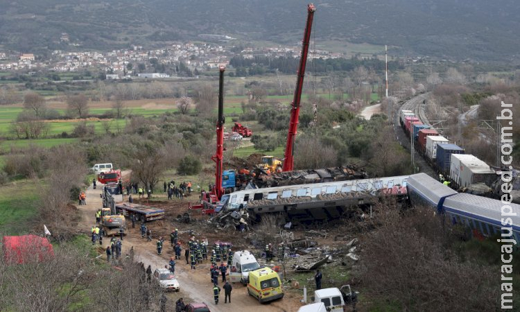 Colisão entre dois trens deixa ao menos 36 mortos e 85 feridos na Grécia