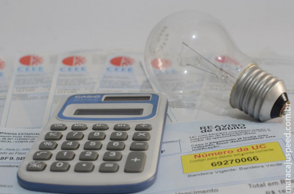 Decisão do STF deve aumentar em cerca de 10% a conta de luz em três Estados e no DF Decisão do STF deve aumentar em cerca de 10% a conta de luz em três Estados e no DF