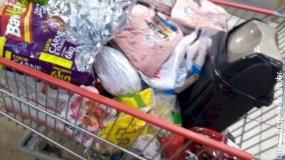 Funcionárias de hipermercado são presas por registrarem menos produtos no caixa