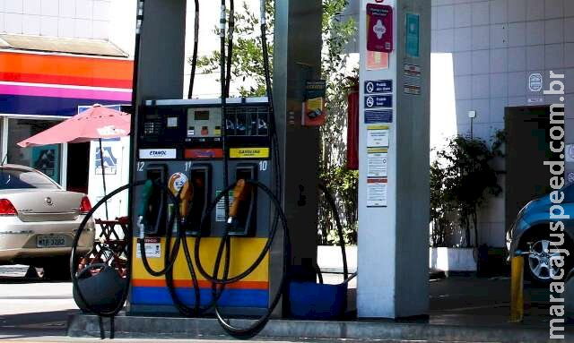 Gasolina sobe 6,09% após reoneração dos combustíveis Gasolina sobe 6,09% após reoneração dos combustíveis