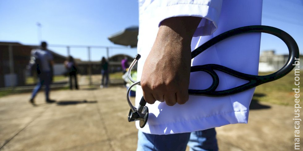 Governo terá novo programa de oferta de médicos em regiões distantes