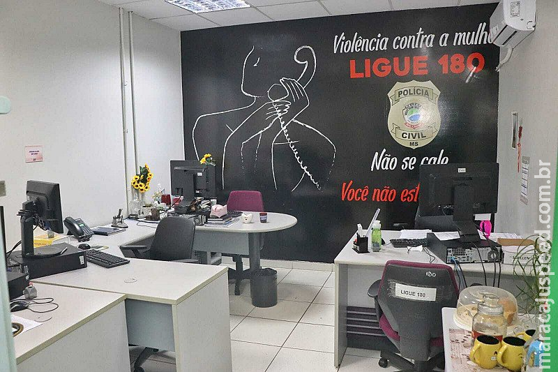 Homem é preso ao ser flagrado se masturbando em frente a escola em MS