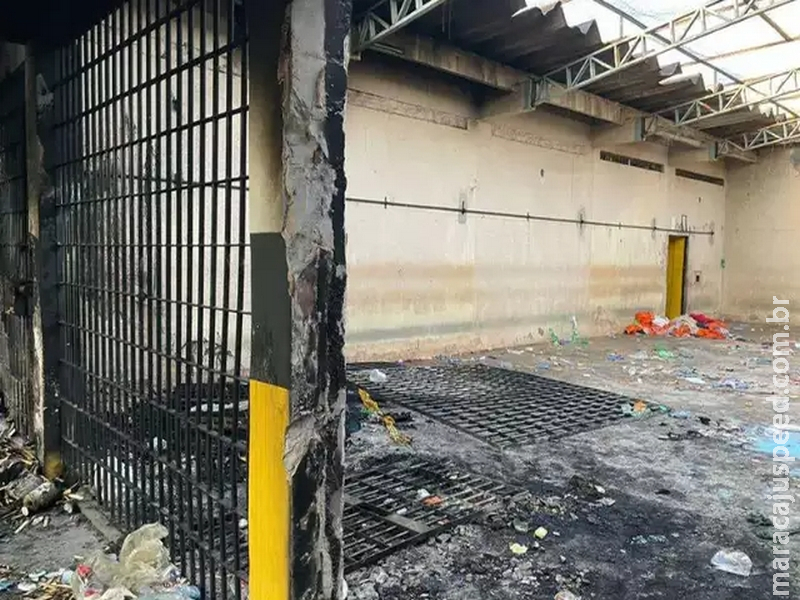 Imagens mostram cenário de destruição em presídio após rebelião Imagens mostram cenário de destruição em presídio após rebelião