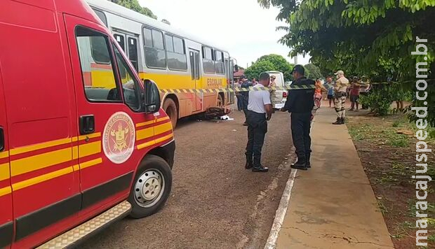 Motociclista tem capacete arrancado e morre após batida contra ônibus em Rio Brilhante Motociclista tem capacete arrancado e morre após batida contra ônibus em Rio Brilhante