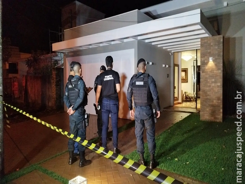 Mulher de empresário lutou contra ladrão, levou coronhadas e foi ameaçada com disparos