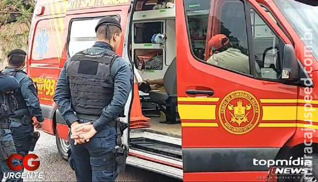 Mulher mete facada na cara da vizinha e acaba presa no Universitário Mulher mete facada na cara da vizinha e acaba presa no Universitário