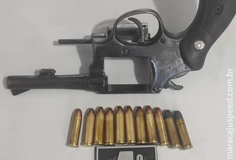 Polícia prende homem por porte ilegal de arma de fogo em Antônio João