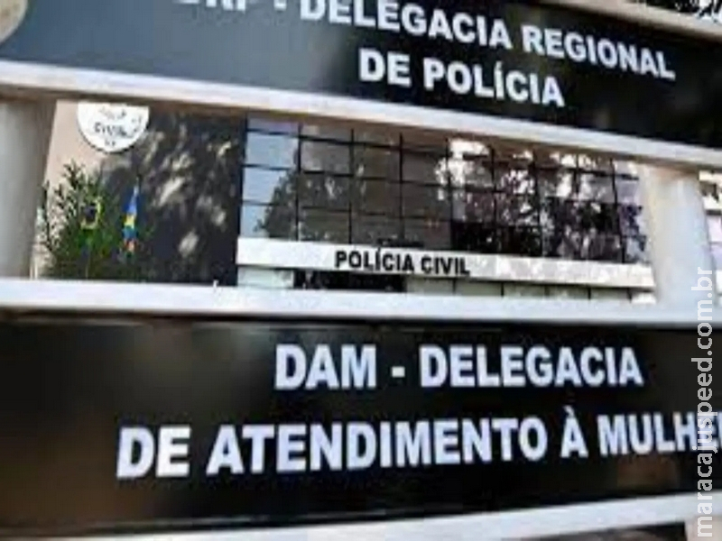 Por WhatsApp, mulher pede socorro a amiga ao ser mantida em cárcere e espancada por marido