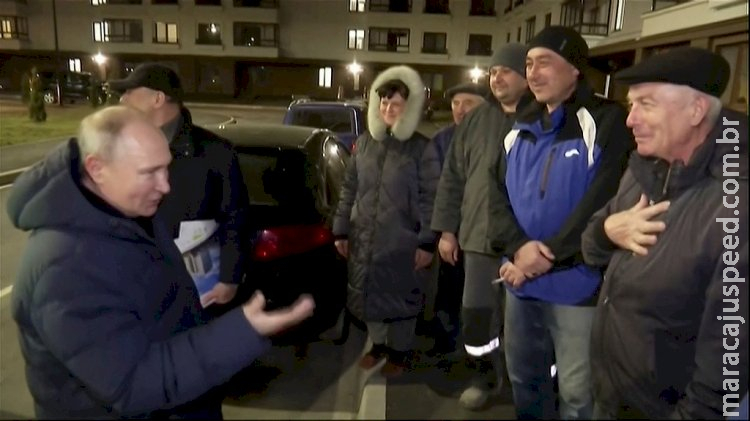 Putin faz visita surpresa à cidade ucraniana de Mariupol, tomada pelas forças russas no ano passado Putin faz visita surpresa à cidade ucraniana de Mariupol, tomada pelas forças russas no ano passado