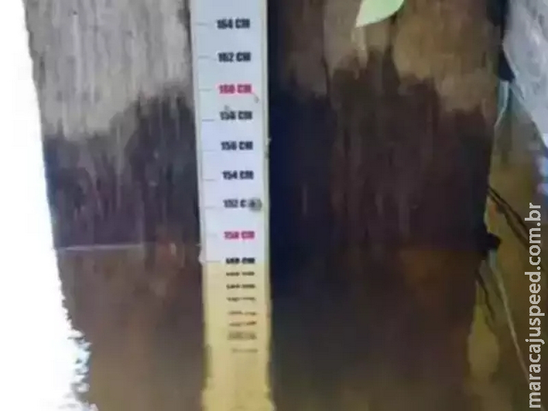 Volume de água não baixa e ponto turístico só volta a funcionar no dia 15 Volume de água não baixa e ponto turístico só volta a funcionar no dia 15